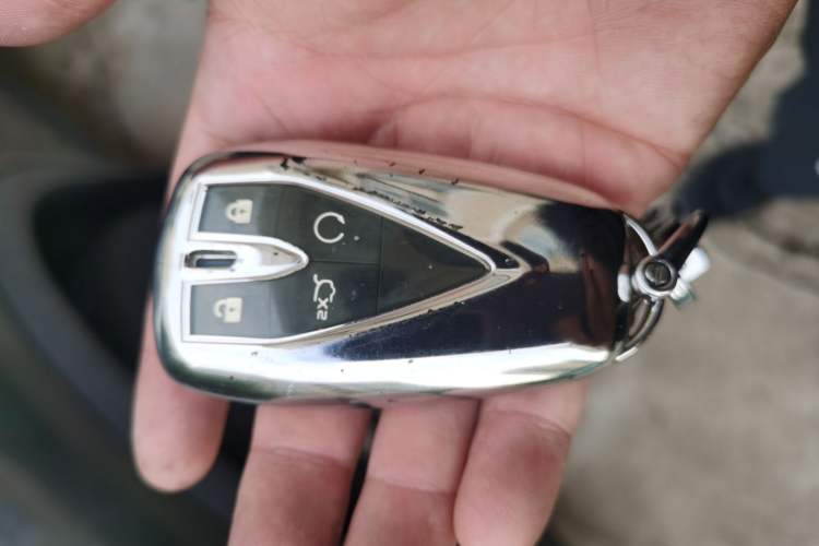 Used CHANGAN OSHAN X5 2021 1.5T DCT Prestige Edition Vehicle Key