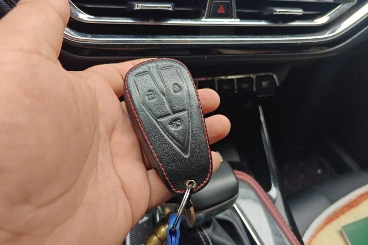 Used CHANGAN OSHAN X5 2021 1.5T DCT Prestige Edition Vehicle Key