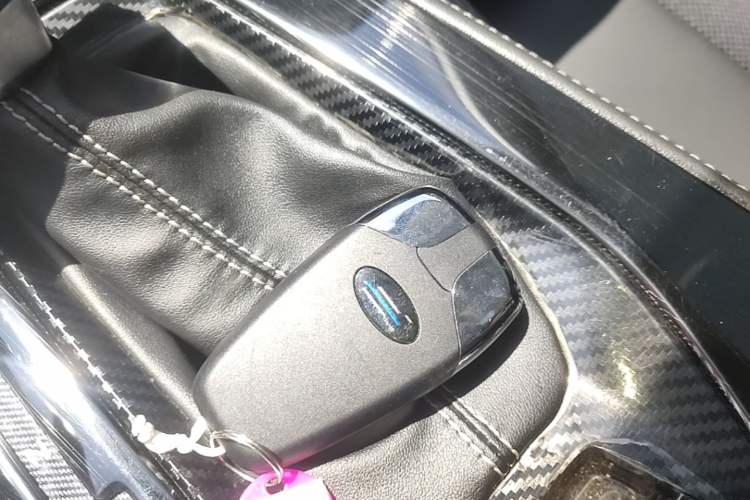 Used CHANGAN OSHAN X5 2021 1.6L CVT Luxury Model Vehicle Key