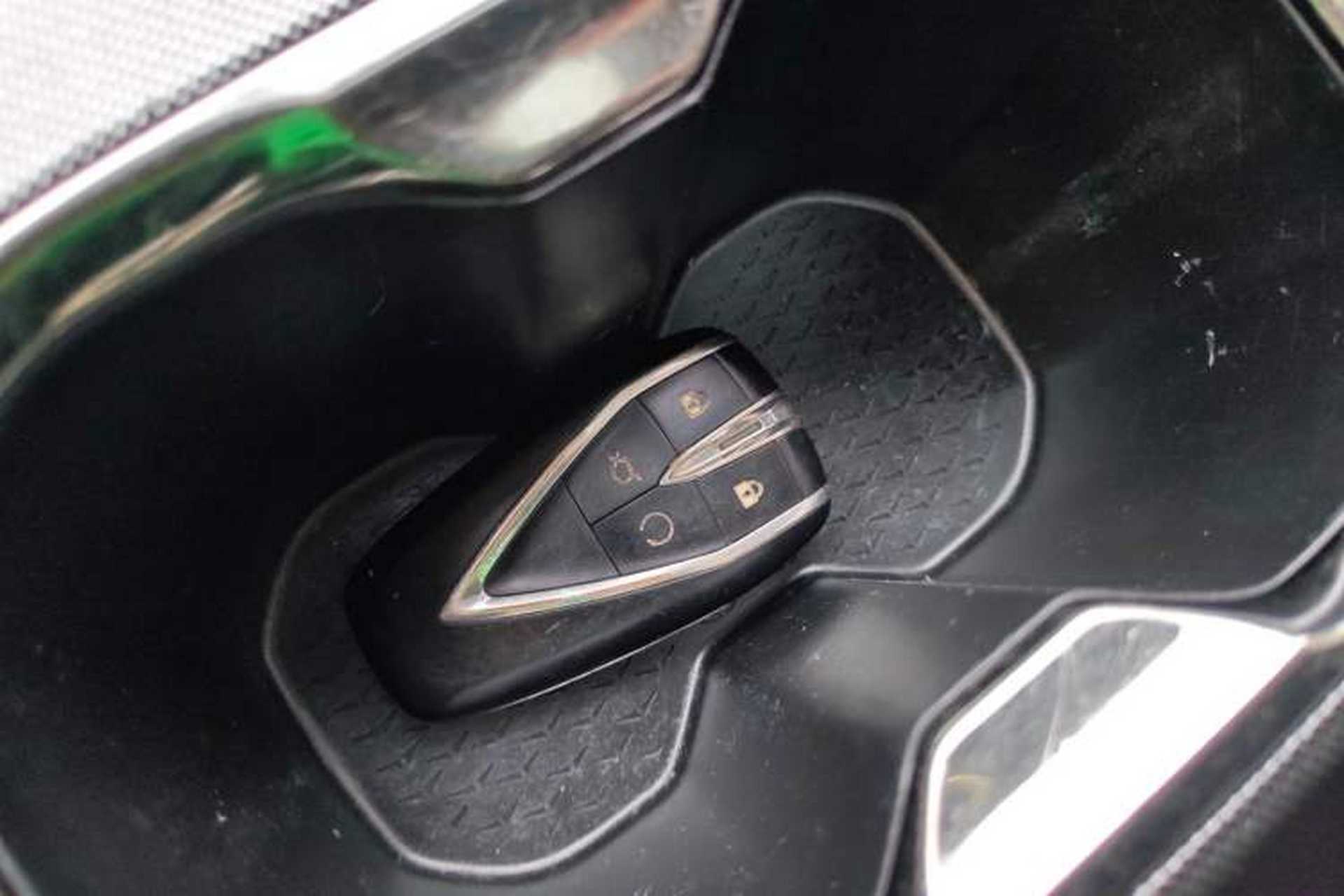 Used CHANGAN OSHAN X5 2021 1.6L CVT Luxury Model Vehicle Key