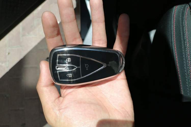 Used CHANGAN OSHAN X5 2021 1.6L CVT Luxury Version Vehicle Key