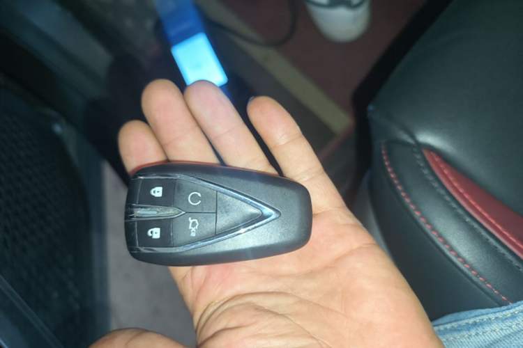 Used CHANGAN OSHAN X5 2021 1.5T DCT Prestige Edition Vehicle Key