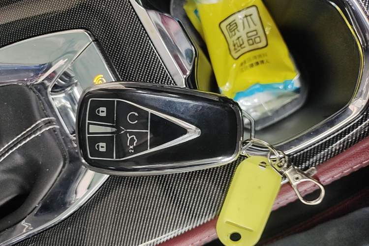 Used CHANGAN OSHAN X5 2021 1.5T DCT Prestige Edition Vehicle Key