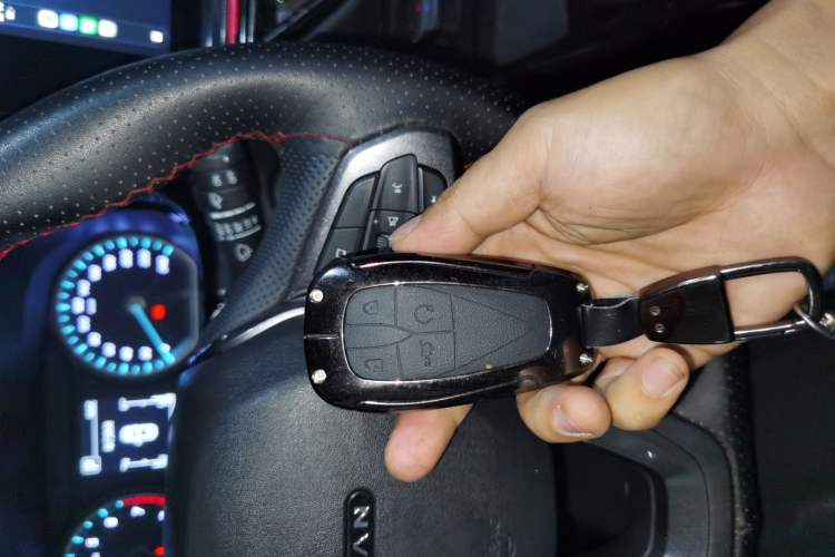 Used CHANGAN OSHAN X5 2021 1.5T DCT Luxury Edition Vehicle Key
