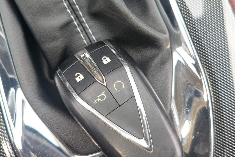 Used CHANGAN OSHAN X5 2021 1.5T DCT Prestige Edition Vehicle Key