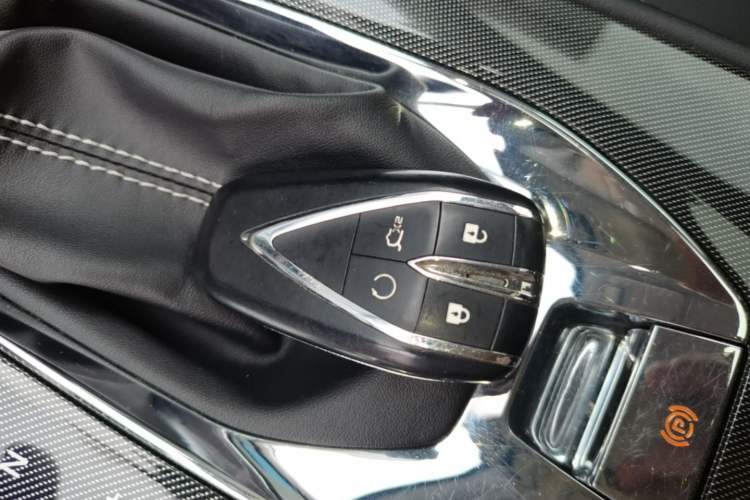 Used CHANGAN OSHAN X5 2021 1.6L CVT Luxury Model Vehicle Key