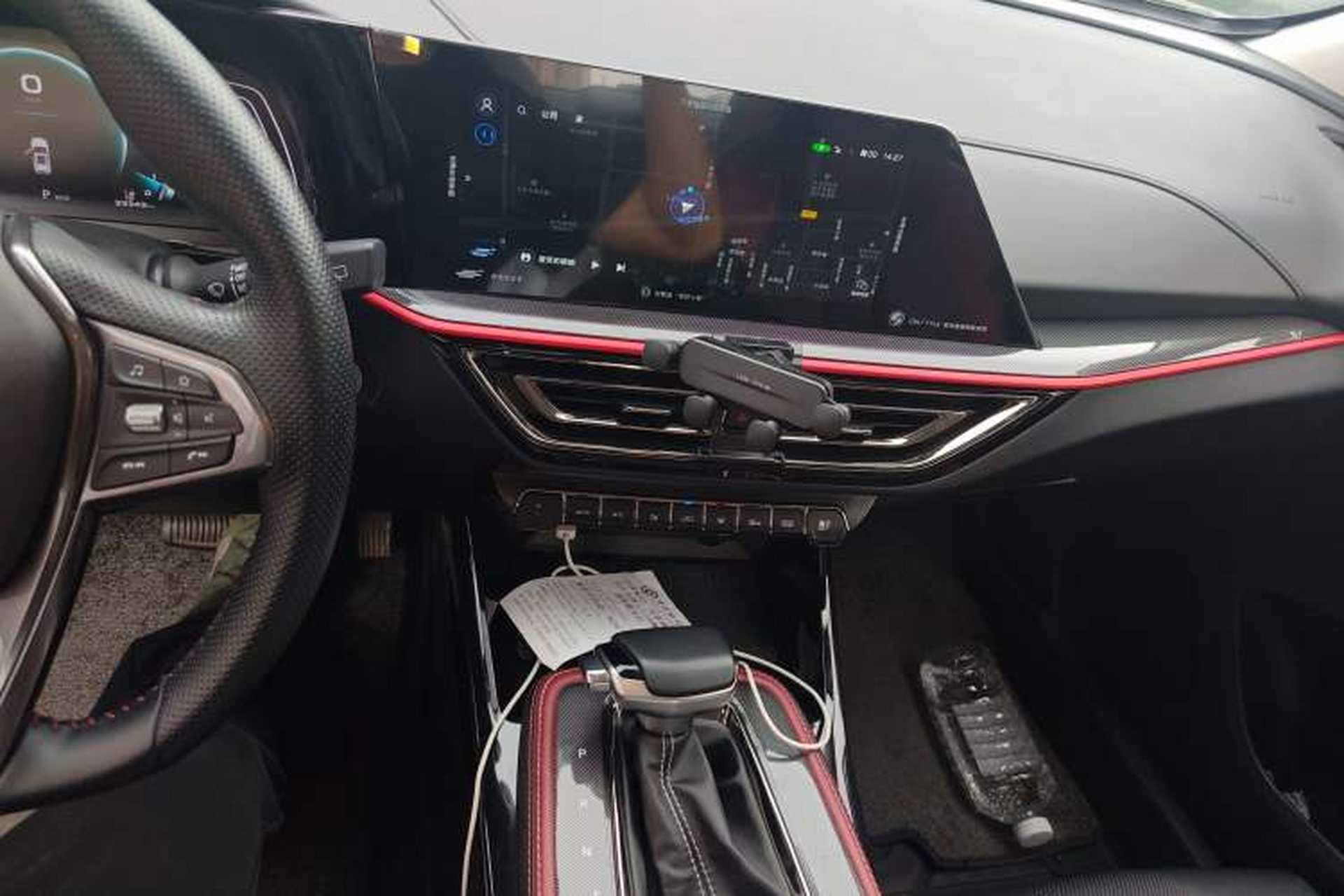 Used CHANGAN OSHAN X5 2021 1.5T DCT Flagship Edition Audio And AC Panel
