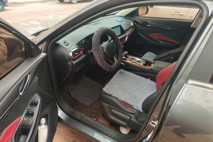 Used CHANGAN OSHAN X5 2021 1.5T DCT Prestige Edition Driver Seat