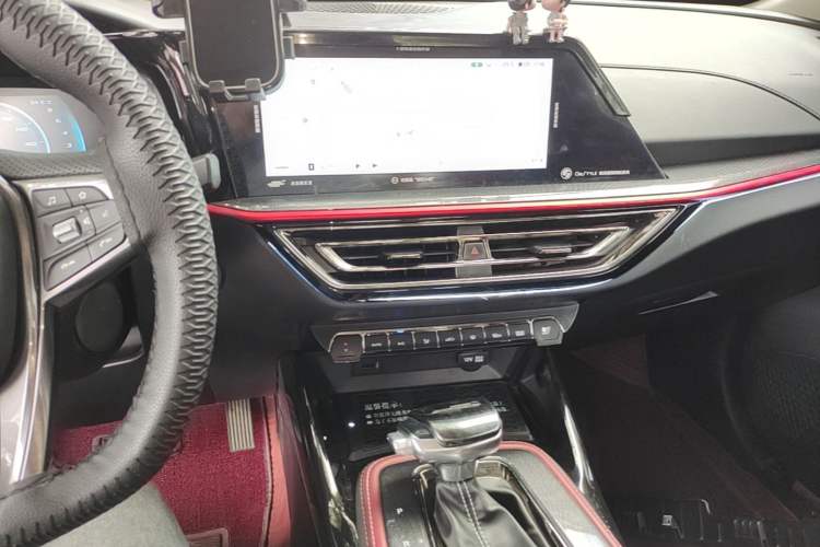 Used CHANGAN OSHAN X5 2021 1.5T DCT Flagship Edition Audio And AC Panel