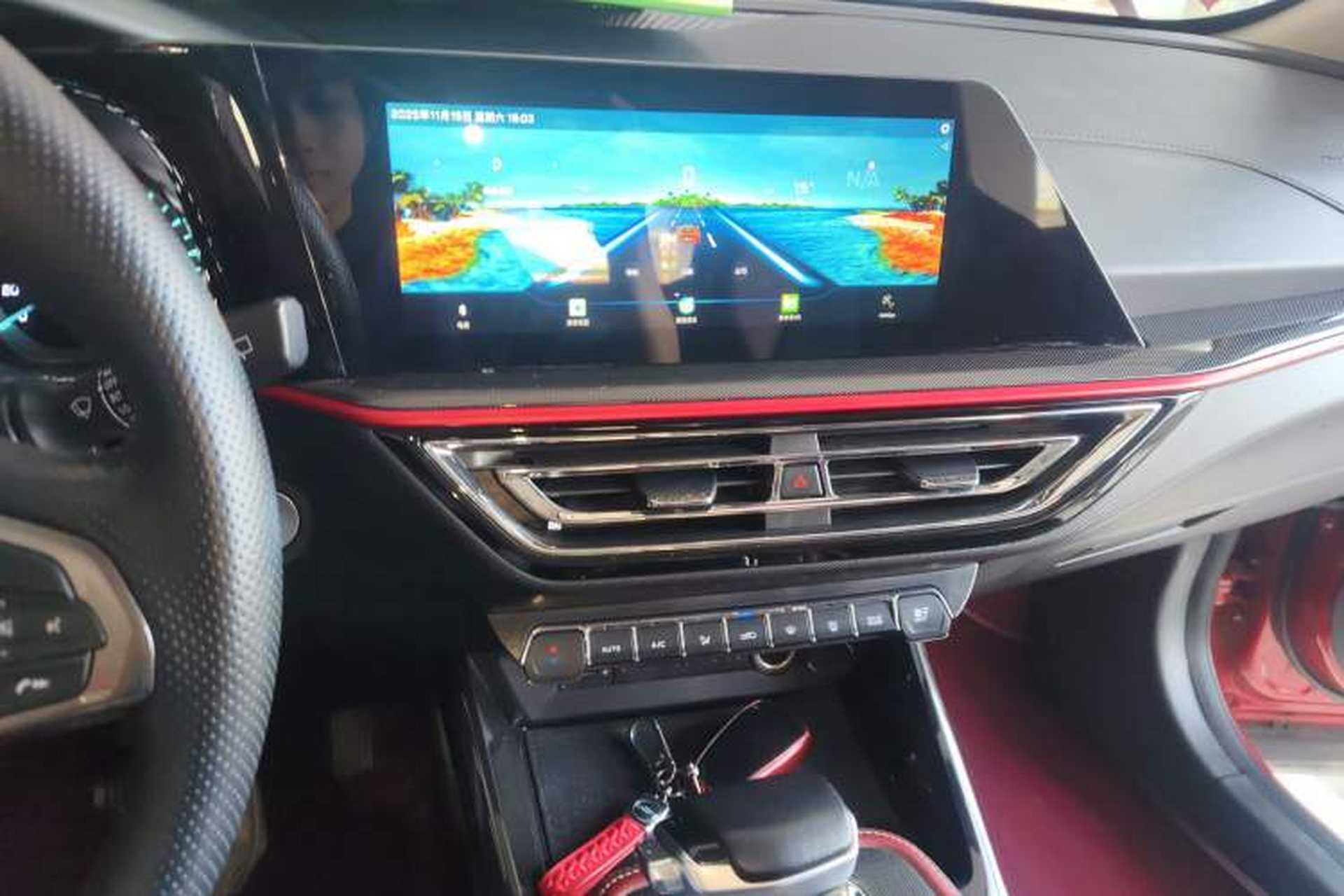 Used CHANGAN OSHAN X5 2021 Revised Version 1.5T DCT Luxury Edition Audio And AC Panel