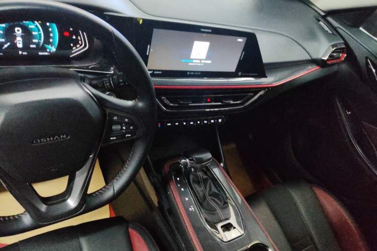 Used CHANGAN OSHAN X5 2021 1.5T DCT Flagship Edition Audio And AC Panel