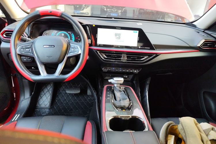 Used CHANGAN OSHAN X5 2021 1.5T DCT Flagship Edition Center Console
