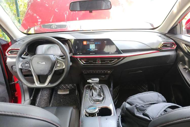 Used CHANGAN OSHAN X5 2021 1.5T DCT Prestige Edition Center Console