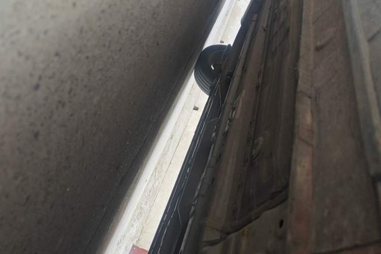 Used CHANGAN OSHAN X5 2021 1.5T DCT Prestige Edition Chassis Front Right