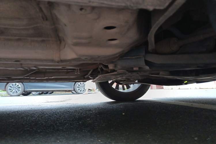 Used CHANGAN OSHAN X5 2021 1.5T DCT Luxury Edition Chassis Front Right