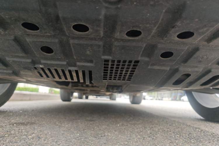Used CHANGAN OSHAN X5 2021 1.5T DCT Flagship Edition Chassis Front