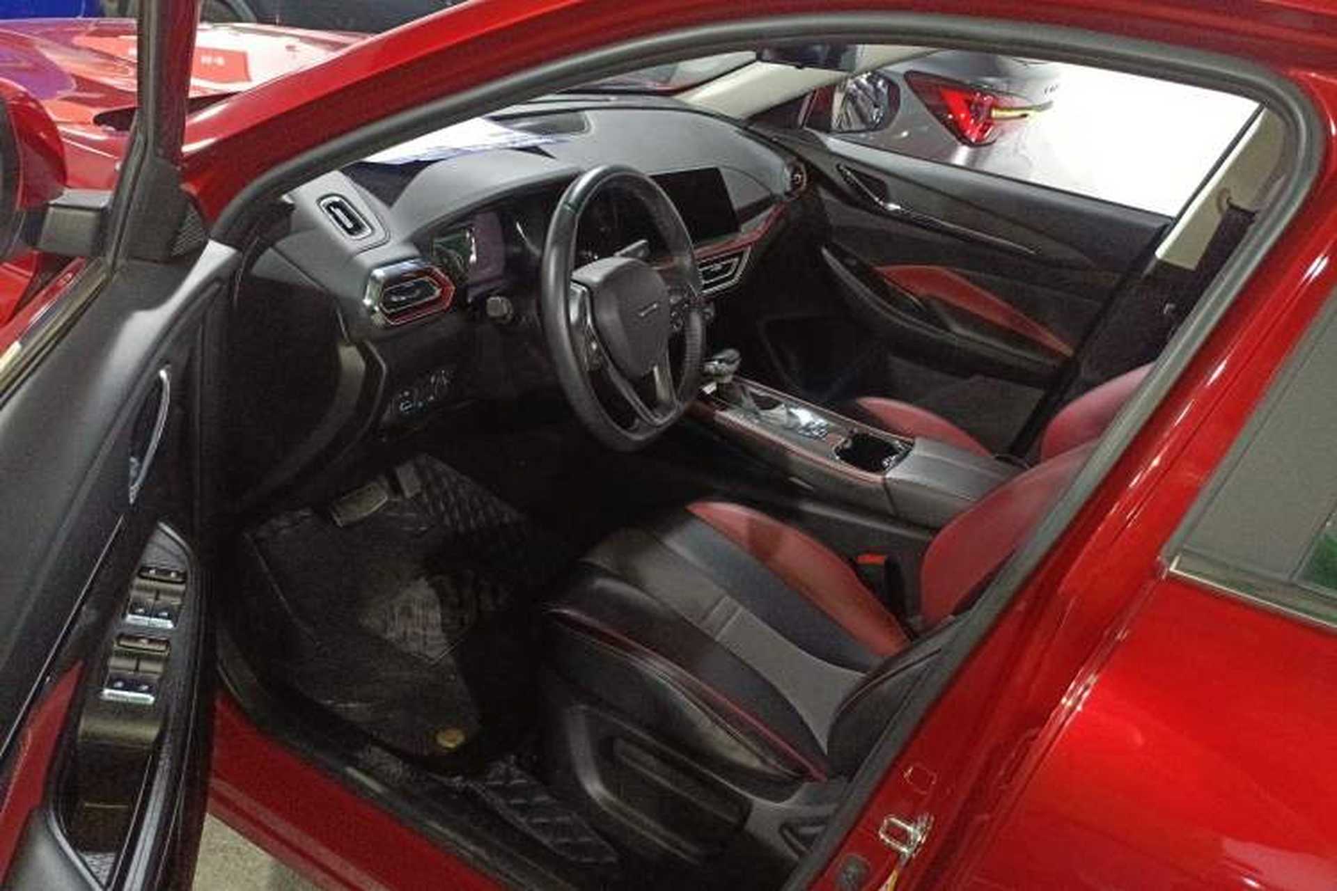 Used CHANGAN OSHAN X5 2021 1.5T DCT Prestige Edition Driver Seat