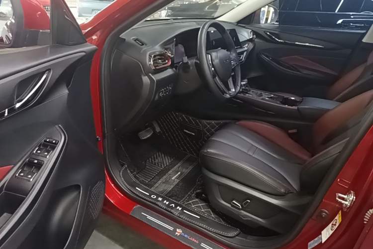 Used CHANGAN OSHAN X5 2021 1.5T DCT Flagship Edition Driver Seat