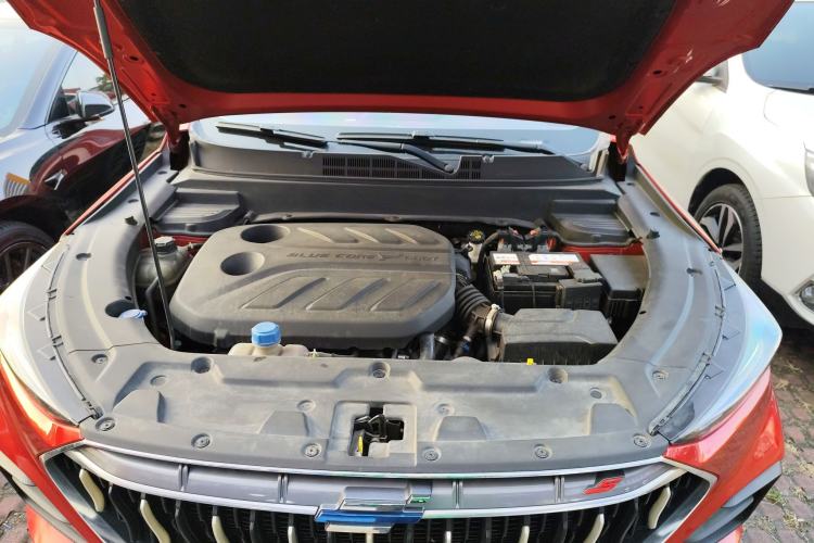 Used CHANGAN OSHAN X5 2021 1.5T DCT Flagship Edition Engine Bay