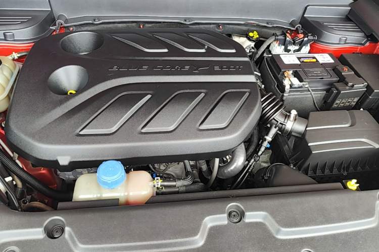 Used CHANGAN OSHAN X5 2021 1.5T DCT Flagship Edition Engine Bay