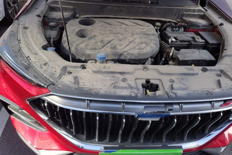 Used CHANGAN OSHAN X5 2021 1.5T DCT Prestige Edition Engine Bay