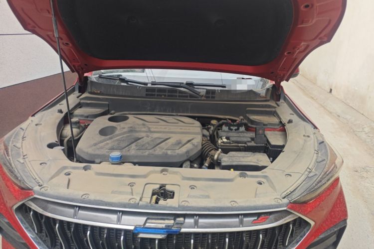 Used CHANGAN OSHAN X5 2021 1.5T DCT Prestige Edition Engine Bay