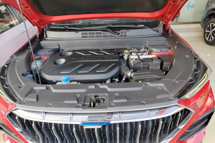 Used CHANGAN OSHAN X5 2021 Revised Version 1.5T DCT Luxury Edition Engine Bay