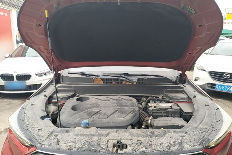 Used CHANGAN OSHAN X5 2021 Revised Version 1.5T DCT Luxury Edition Engine Bay