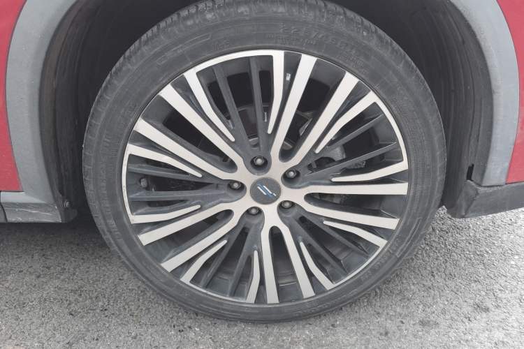 Used CHANGAN OSHAN X5 2021 1.6L CVT Luxury Model Exterior 7