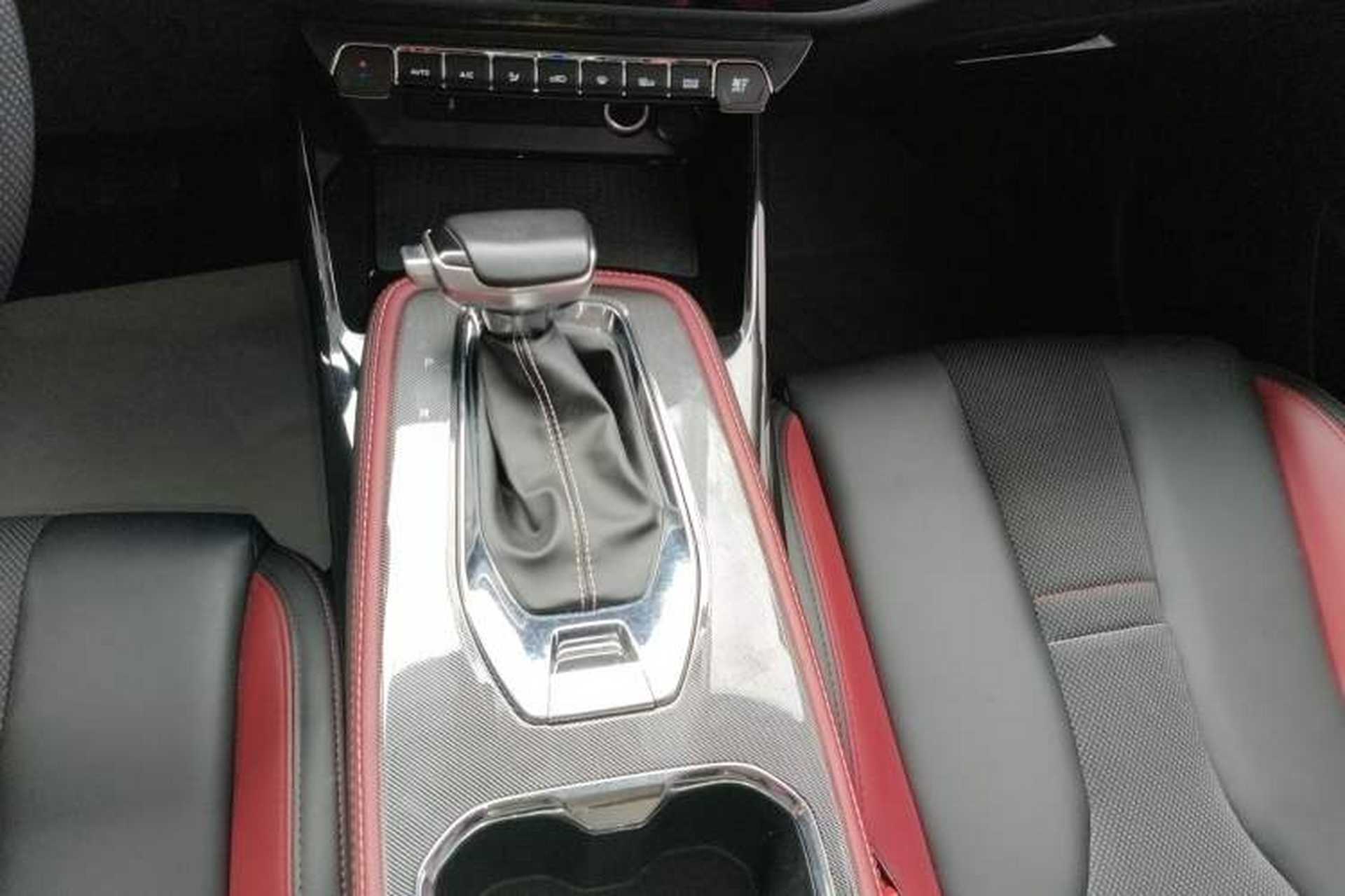 Used CHANGAN OSHAN X5 2021 1.5T DCT Prestige Edition Gear Lever