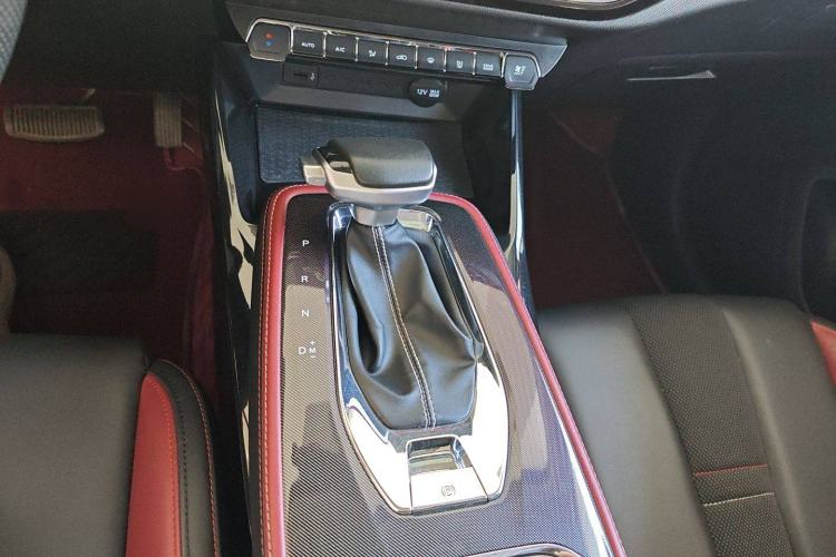 Used CHANGAN OSHAN X5 2021 Revised Version 1.5T DCT Luxury Edition Gear Lever