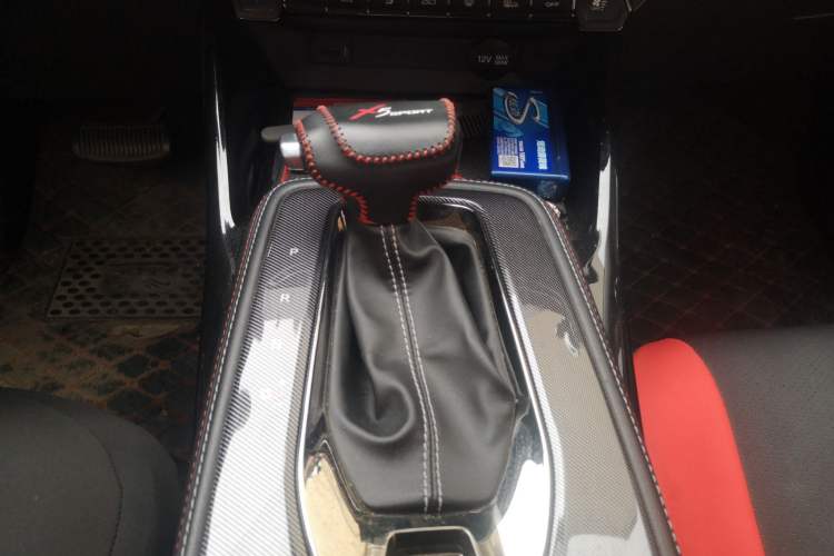 Used CHANGAN OSHAN X5 2021 1.6L CVT Luxury Model Gear Lever