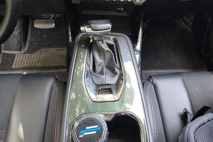 Used CHANGAN OSHAN X5 2021 1.5T DCT Prestige Edition Gear Lever
