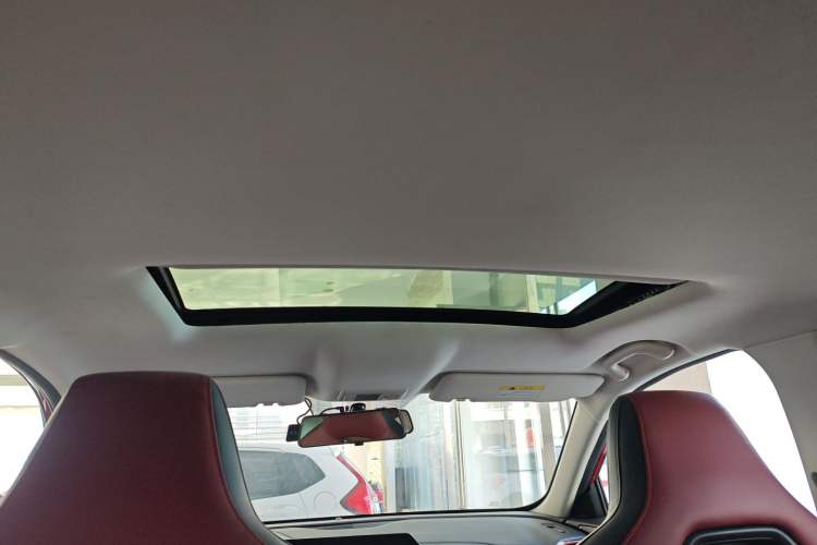 Used CHANGAN OSHAN X5 2021 Revised Version 1.5T DCT Luxury Edition Headliner