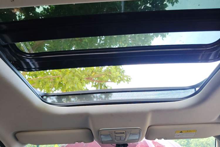 Used CHANGAN OSHAN X5 2021 1.5T DCT Prestige Edition Headliner