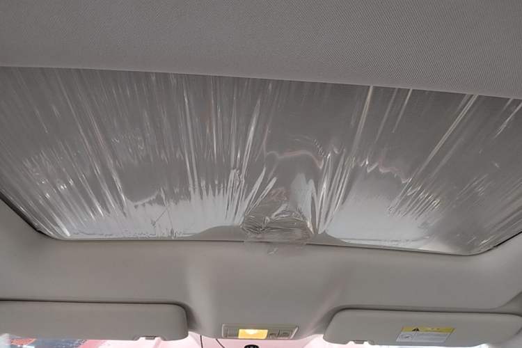 Used CHANGAN OSHAN X5 2021 Revised Version 1.5T DCT Luxury Edition Headliner