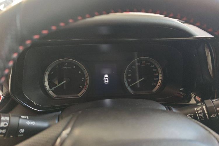 Used CHANGAN OSHAN X5 2021 Revised Version 1.5T DCT Luxury Edition Instrument Cluster