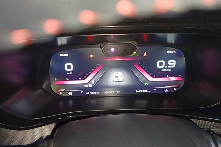Used CHANGAN OSHAN X5 2021 1.5T DCT Flagship Edition Instrument Cluster
