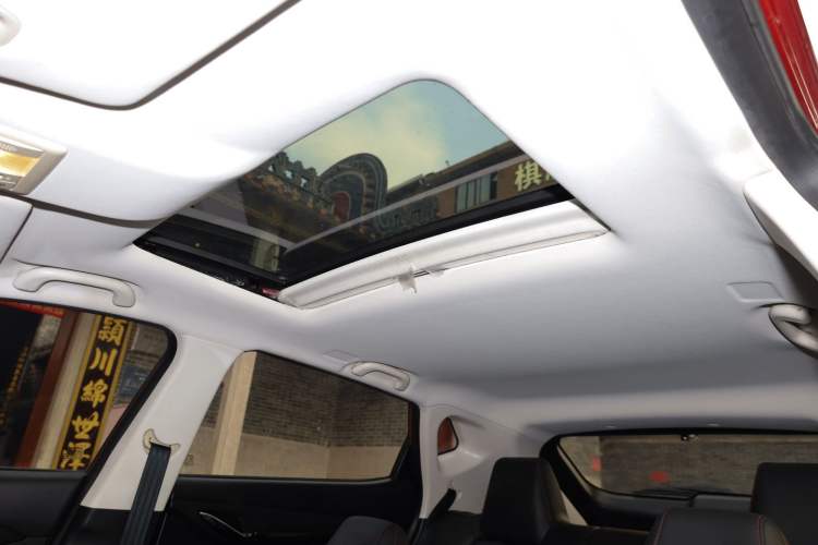 Used CHANGAN OSHAN X5 2021 Revised Version 1.5T DCT Luxury Edition Interior 12