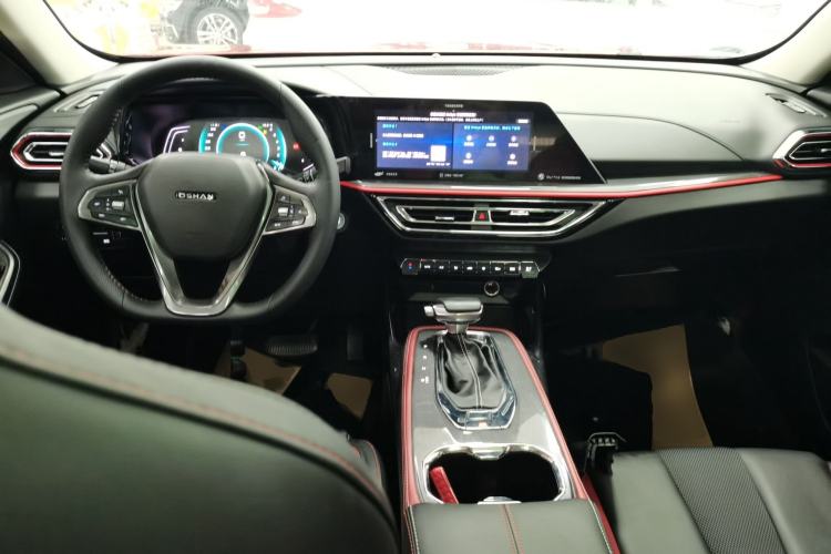 Used CHANGAN OSHAN X5 2021 1.5T DCT Prestige Edition Interior 2