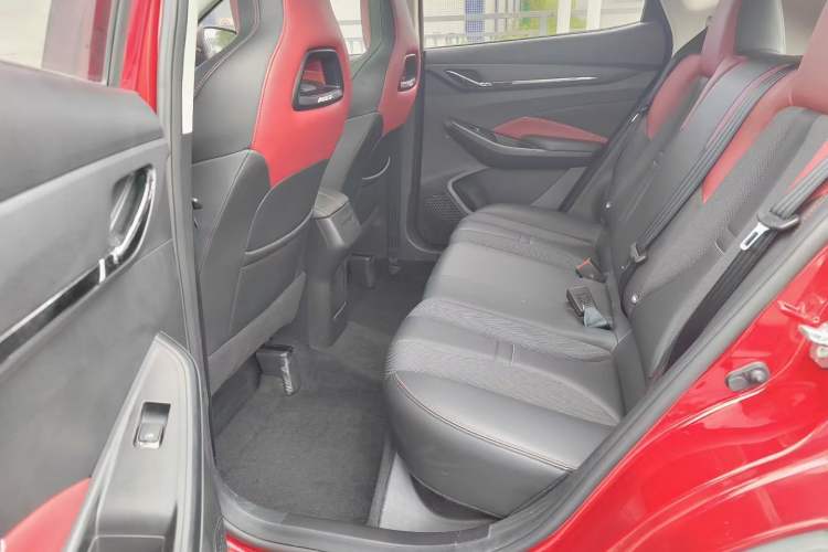 Used CHANGAN OSHAN X5 2021 Revised Version 1.5T DCT Luxury Edition Interior 3