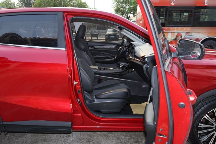 Used CHANGAN OSHAN X5 2021 Revised Version 1.5T DCT Luxury Edition Interior 5