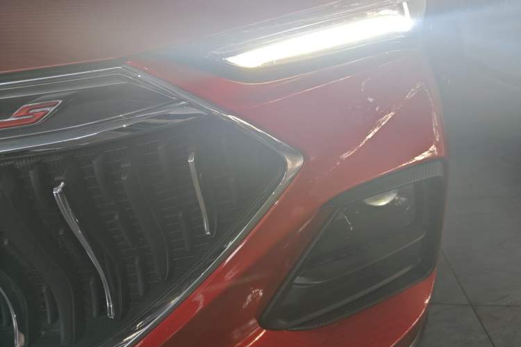 Used CHANGAN OSHAN X5 2021 1.5T DCT Flagship Edition Left Front Headlight