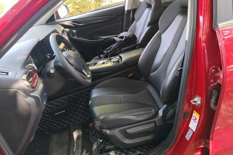 Used CHANGAN OSHAN X5 2021 1.5T DCT Prestige Edition Left Front Seat