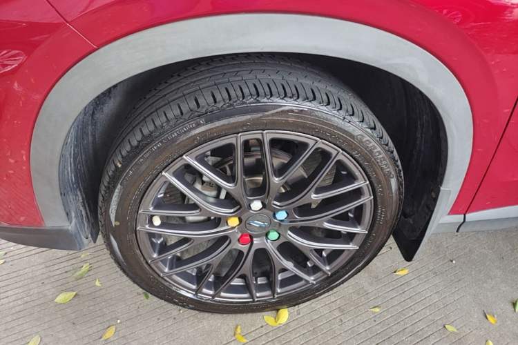Used CHANGAN OSHAN X5 2021 1.5T DCT Flagship Edition Left Front Wheel Hub