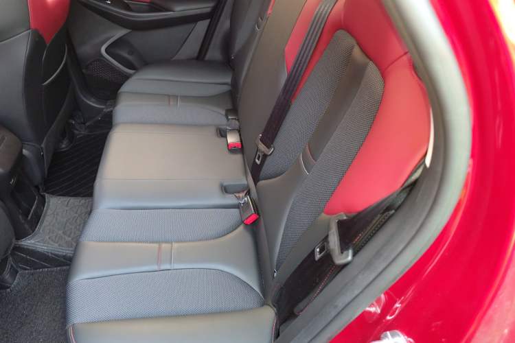 Used CHANGAN OSHAN X5 2021 1.5T DCT Flagship Edition Left Rear Seat