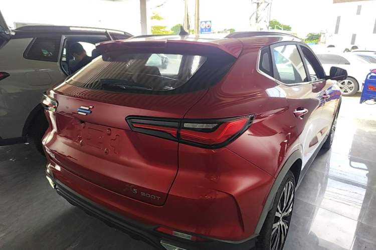 Used CHANGAN OSHAN X5 2021 1.5T DCT Flagship Edition Rear Right 45 Deg