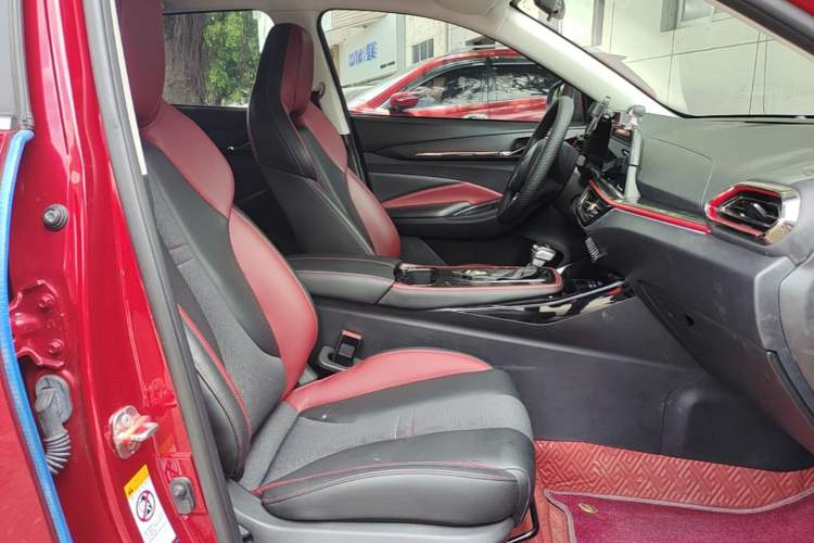 Used CHANGAN OSHAN X5 2021 1.5T DCT Flagship Edition Right Front Seat