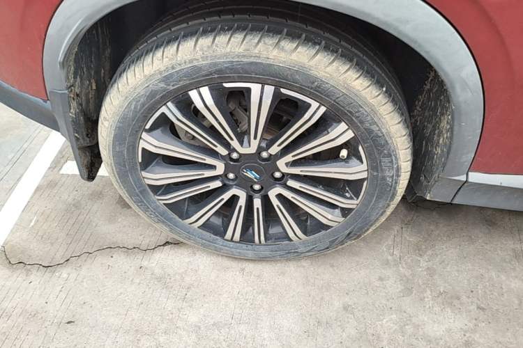 Used CHANGAN OSHAN X5 2021 Revised Version 1.5T DCT Luxury Edition Right Rear Wheel Hub