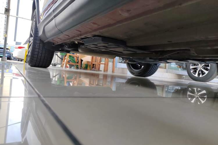 Used CHANGAN OSHAN X5 2021 Revised Version 1.5T DCT Luxury Edition Right Side Sill